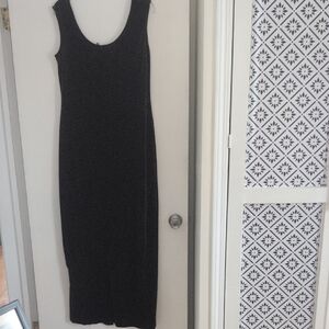 Alex Evenings Elegant Black Sleeveless Midi Dress